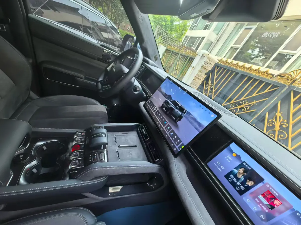 2023 FangChengBao Bao 5 1.5T 194HP L4 E-CVT PHEV 31.8KWH,autocango,china used car exporter,china ev exporter,chinese used car exporter,chinese used ev exporter