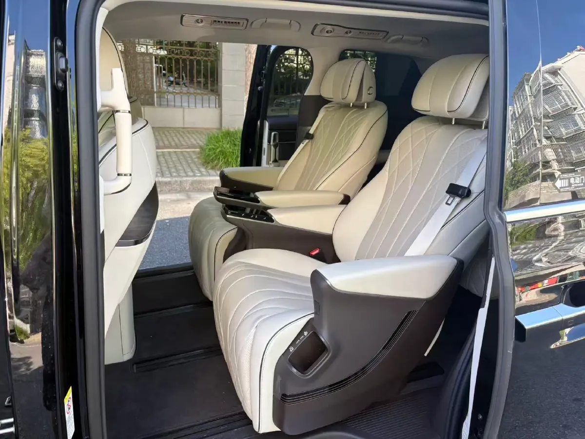 2024 Denza D9 1.5T 139HP L4 E-CVT PHEV 40KWH,autocango,china used car exporter,china ev exporter,chinese used car exporter,chinese used ev exporter