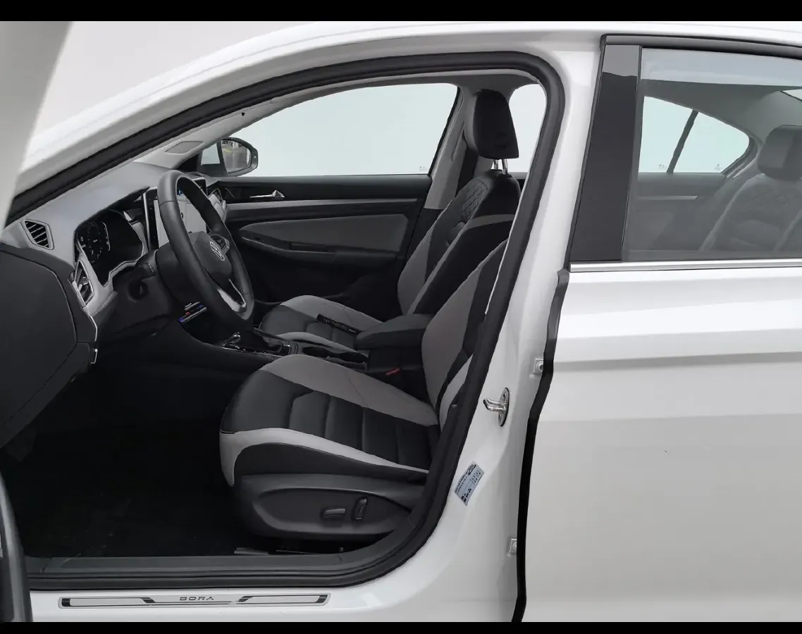 2023 Volkswagen Bora 1.5T 160HP L4 7DCT,autocango,china used car exporter,china ev exporter,chinese used car exporter,chinese used ev exporter