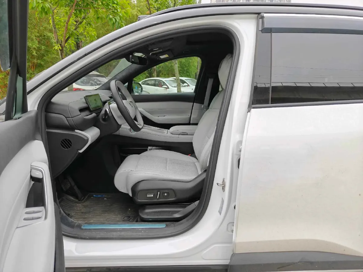 2023 NIO ES6 BEV 100KWH,autocango,china used car exporter,china ev exporter,chinese used car exporter,chinese used ev exporter