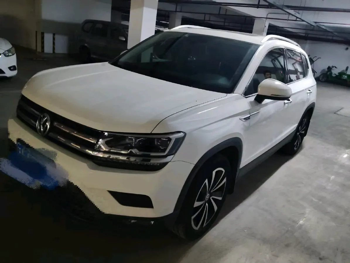 2019 MINI MINI 1.5T 102HP L3 7DCT,autocango,china used car exporter,china ev exporter,chinese used car exporter,chinese used ev exporter