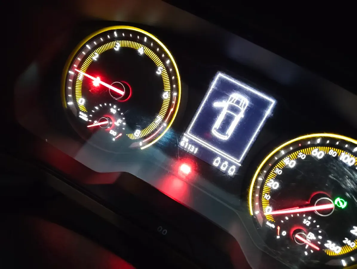 2019 MINI MINI 1.5T 102HP L3 7DCT,autocango,china used car exporter,china ev exporter,chinese used car exporter,chinese used ev exporter