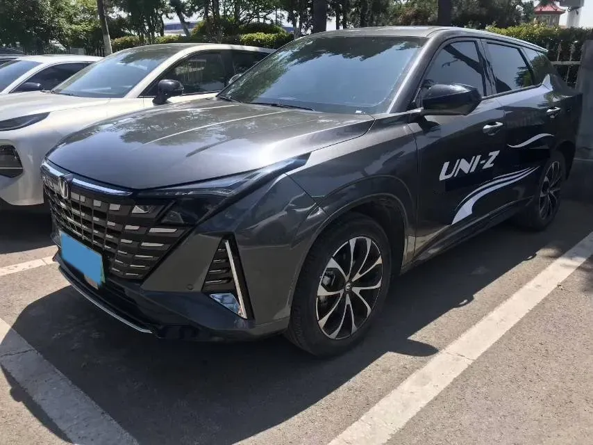 2024 ChangAn UNI-Z 1.5L 98HP L4 E-CVT PHEV 18.4KWH,autocango,china used car exporter,china ev exporter,chinese used car exporter,chinese used ev exporter
