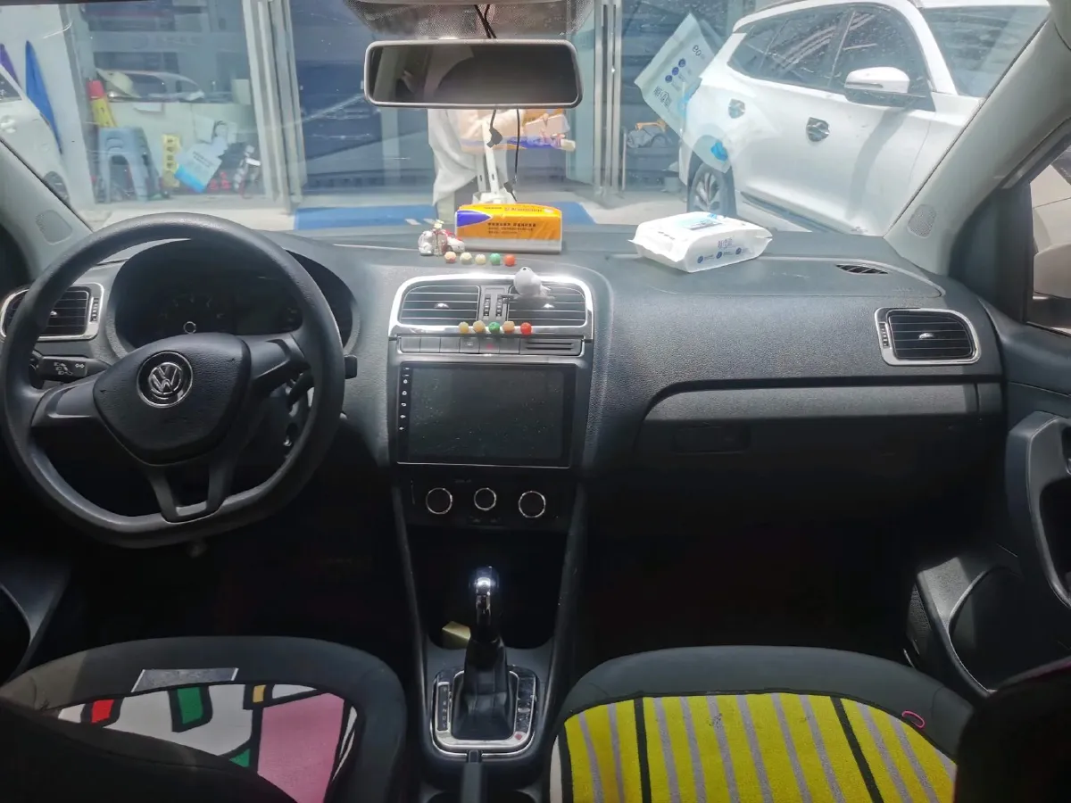 2016 Volkswagen Polo 1.4L 90HP L4 6AT,autocango,china used car exporter,china ev exporter,chinese used car exporter,chinese used ev exporter