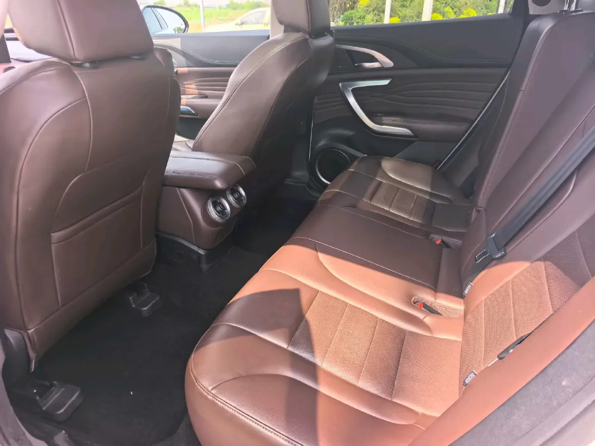 2020 WEY VV7 GT 2.0T 227HP L4 7DCT,autocango,china used car exporter,china ev exporter,chinese used car exporter,chinese used ev exporter