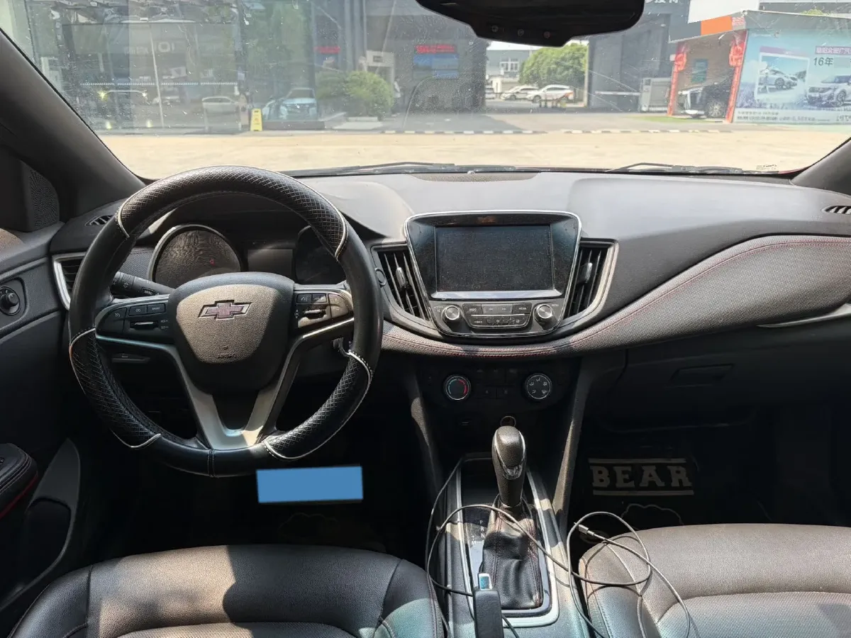 2019 Chevrolet Monza 1.3T 163HP L3 6AT,autocango,china used car exporter,china ev exporter,chinese used car exporter,chinese used ev exporter