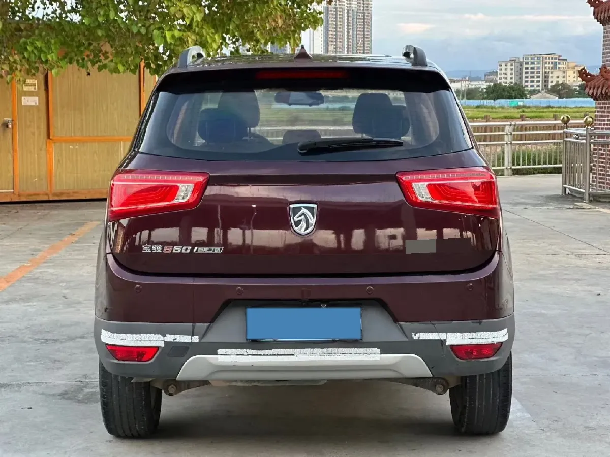 2017 BaoJun 560 1.5T 150HP L4 6MT,autocango,china used car exporter,china ev exporter,chinese used car exporter,chinese used ev exporter