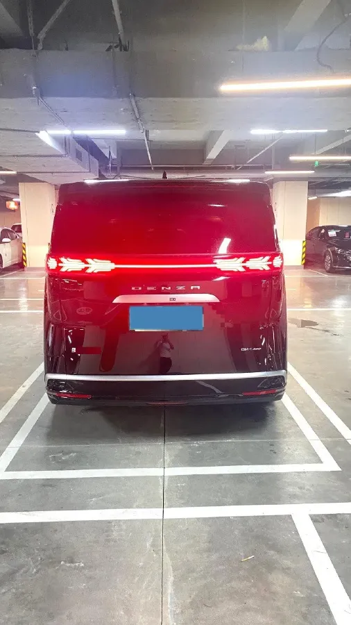 2024 Denza D9 1.5T 139HP L4 E-CVT PHEV 40KWH,autocango,china used car exporter,china ev exporter,chinese used car exporter,chinese used ev exporter