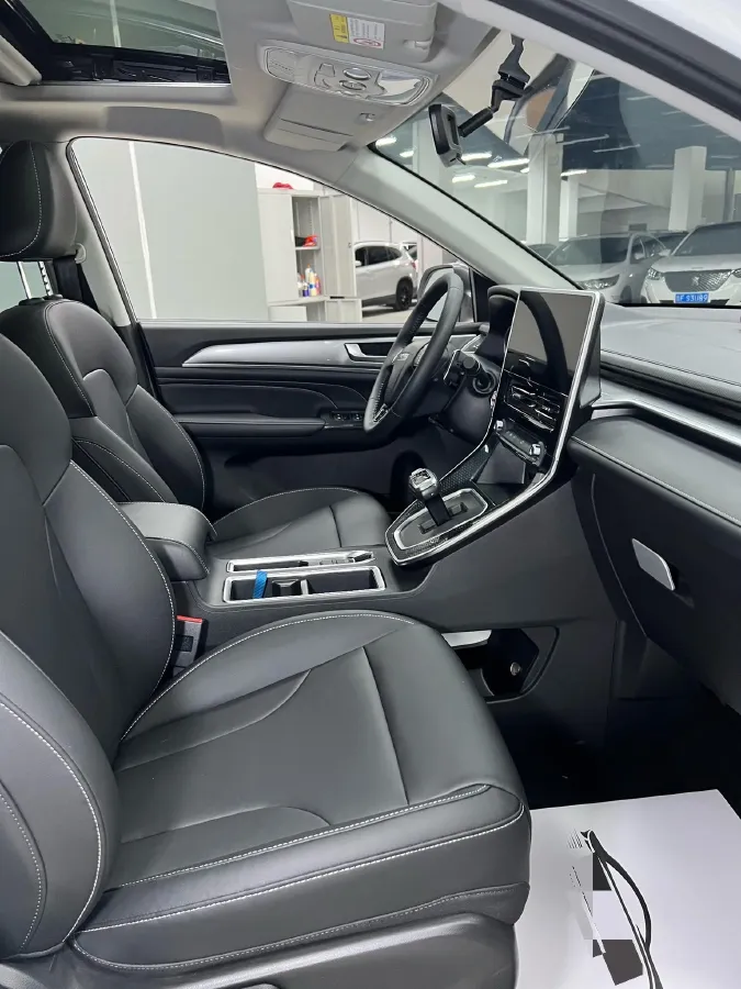 2021 Haval M6 1.5T 150HP L4 7DCT,autocango,china used car exporter,china ev exporter,chinese used car exporter,chinese used ev exporter