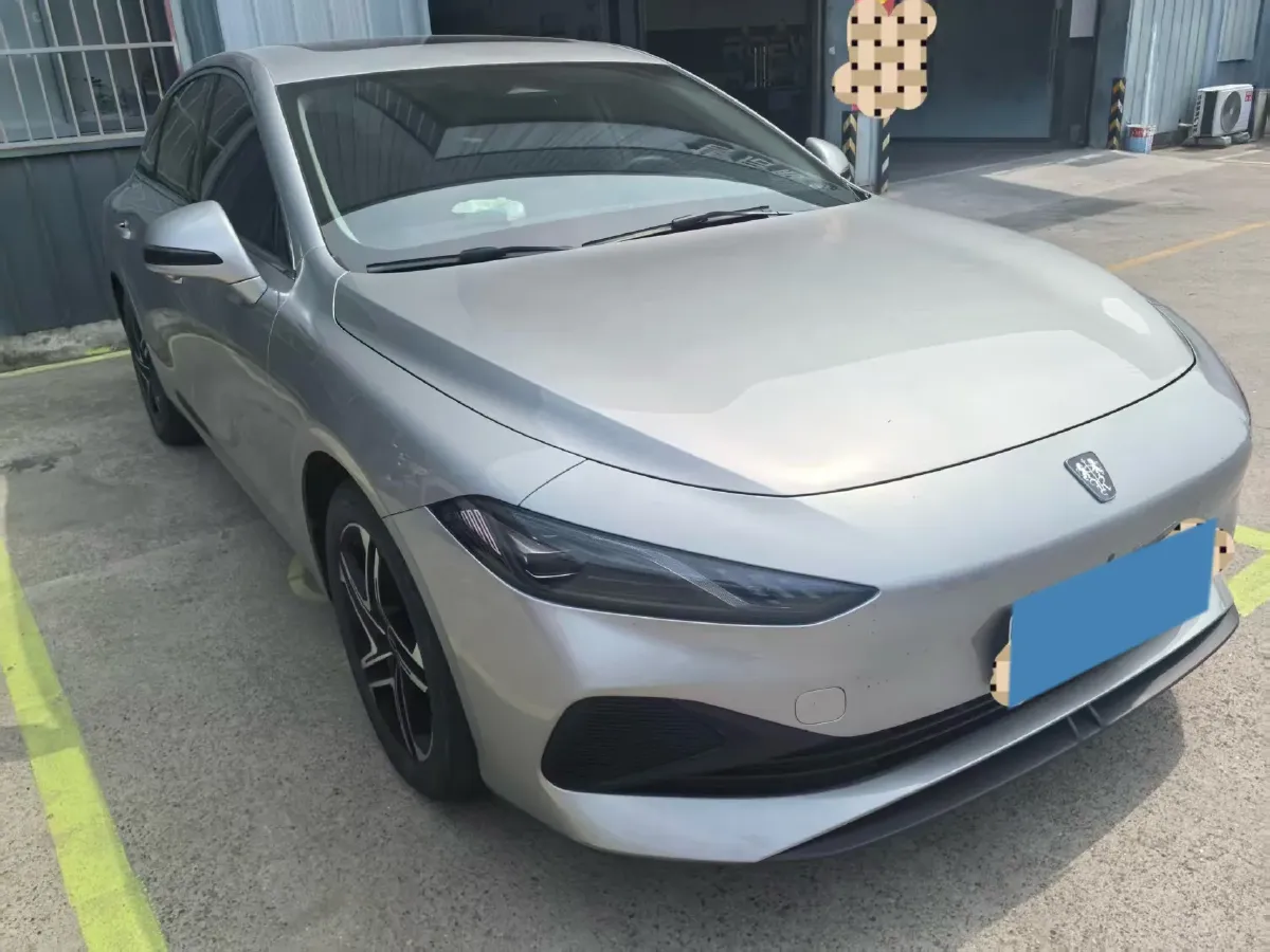 2023 Roewe D7 1.5L 112HP L4 1DHT PHEV 21.4KWH,autocango,china used car exporter,china ev exporter,chinese used car exporter,chinese used ev exporter