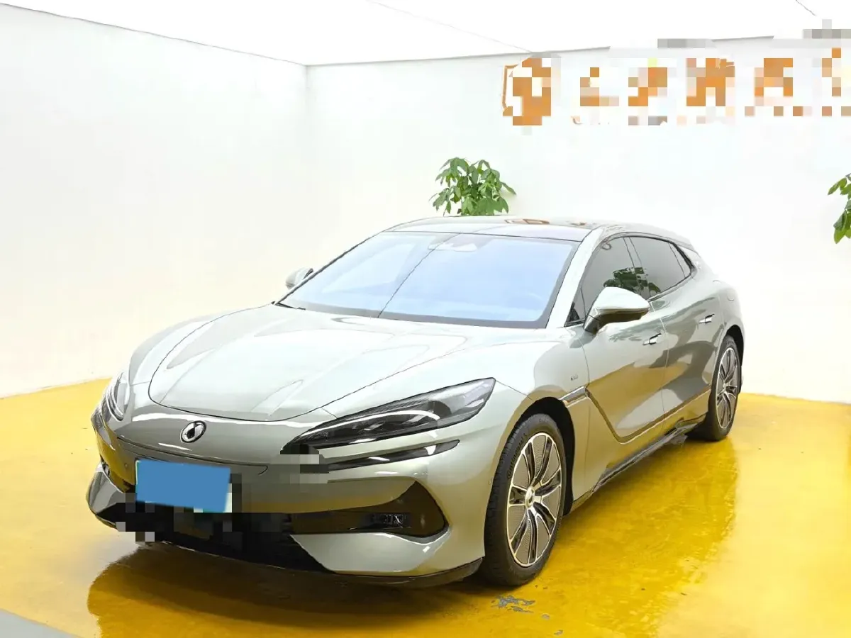 2024 Denza DenzaZ9GT 2.0T 207HP L4 E-CVT PHEV 38.5KWH,autocango,china used car exporter,china ev exporter,chinese used car exporter,chinese used ev exporter