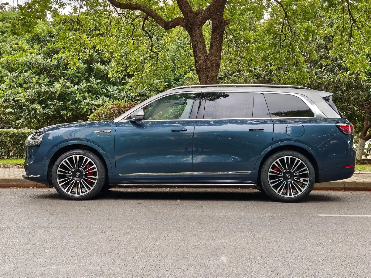 2024 AITO AITO M9 1.5T 152HP L4 REEV 42KWH,autocango,china used car exporter,china ev exporter,chinese used car exporter,chinese used ev exporter