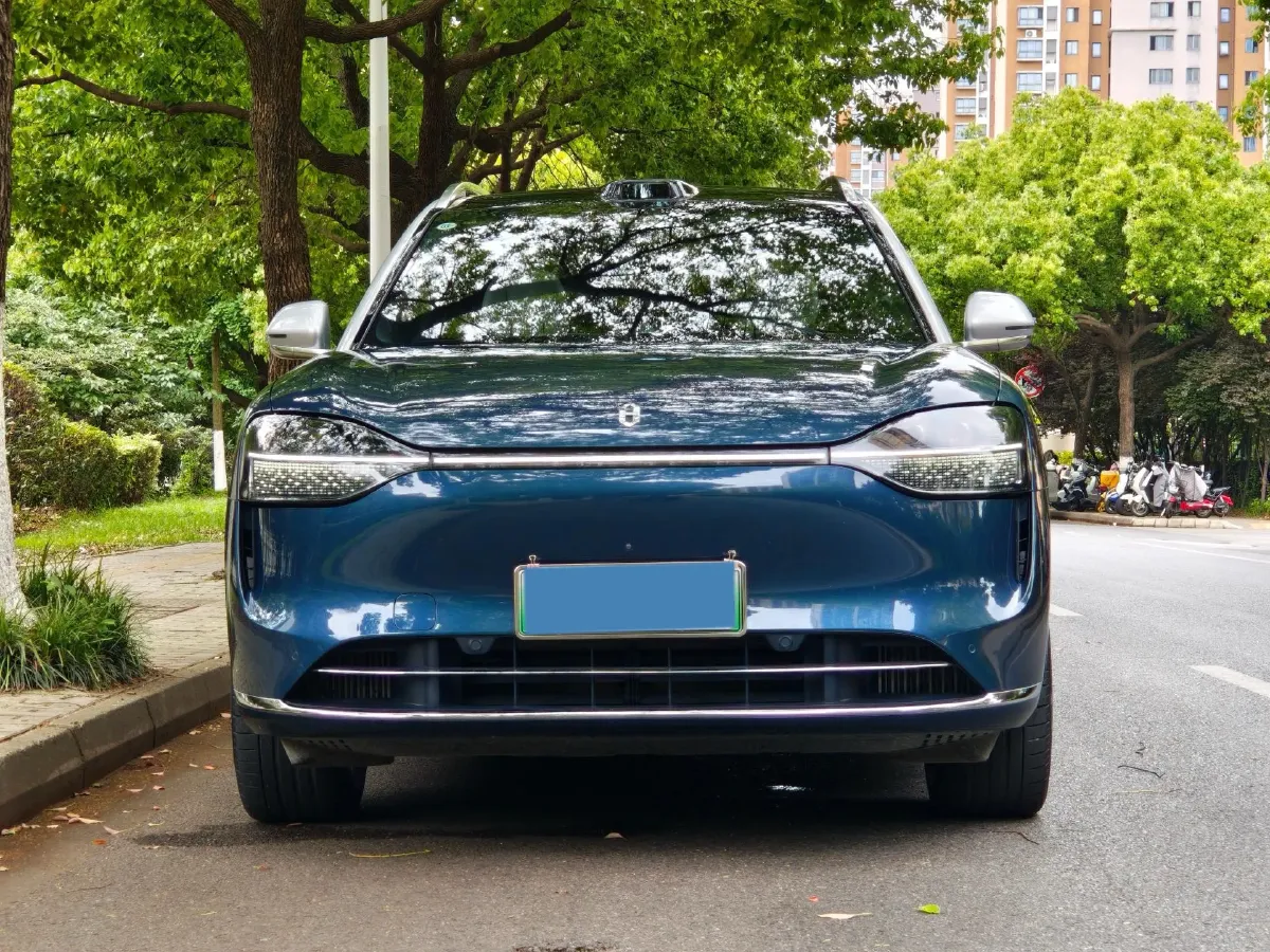 2024 AITO AITO M9 1.5T 152HP L4 REEV 42KWH,autocango,china used car exporter,china ev exporter,chinese used car exporter,chinese used ev exporter