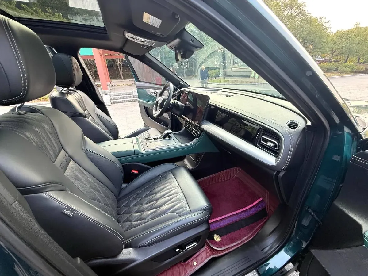 2022 GAC Trumpchi GS8 2.0T 252HP L4 8AT,autocango,china used car exporter,china ev exporter,chinese used car exporter,chinese used ev exporter