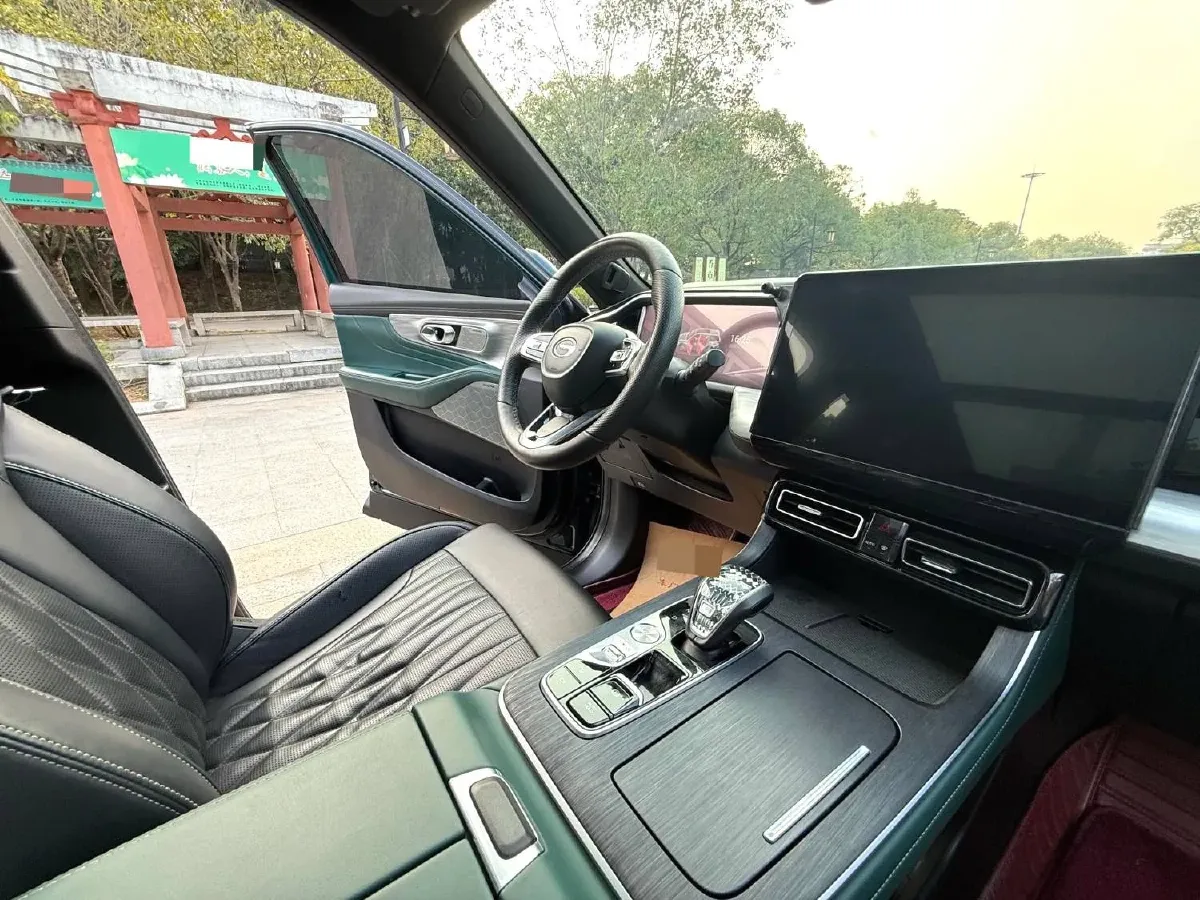 2022 GAC Trumpchi GS8 2.0T 252HP L4 8AT,autocango,china used car exporter,china ev exporter,chinese used car exporter,chinese used ev exporter