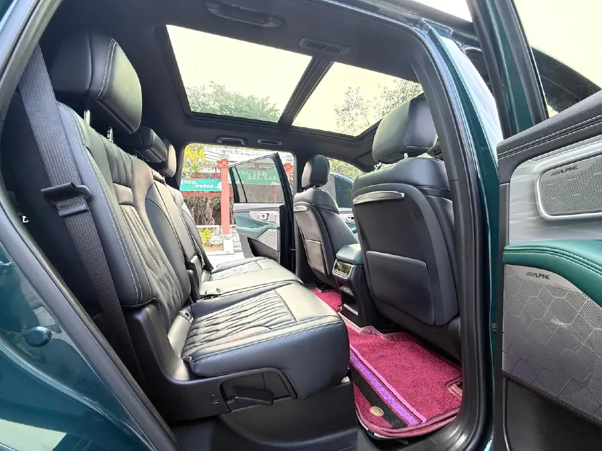 2022 GAC Trumpchi GS8 2.0T 252HP L4 8AT,autocango,china used car exporter,china ev exporter,chinese used car exporter,chinese used ev exporter