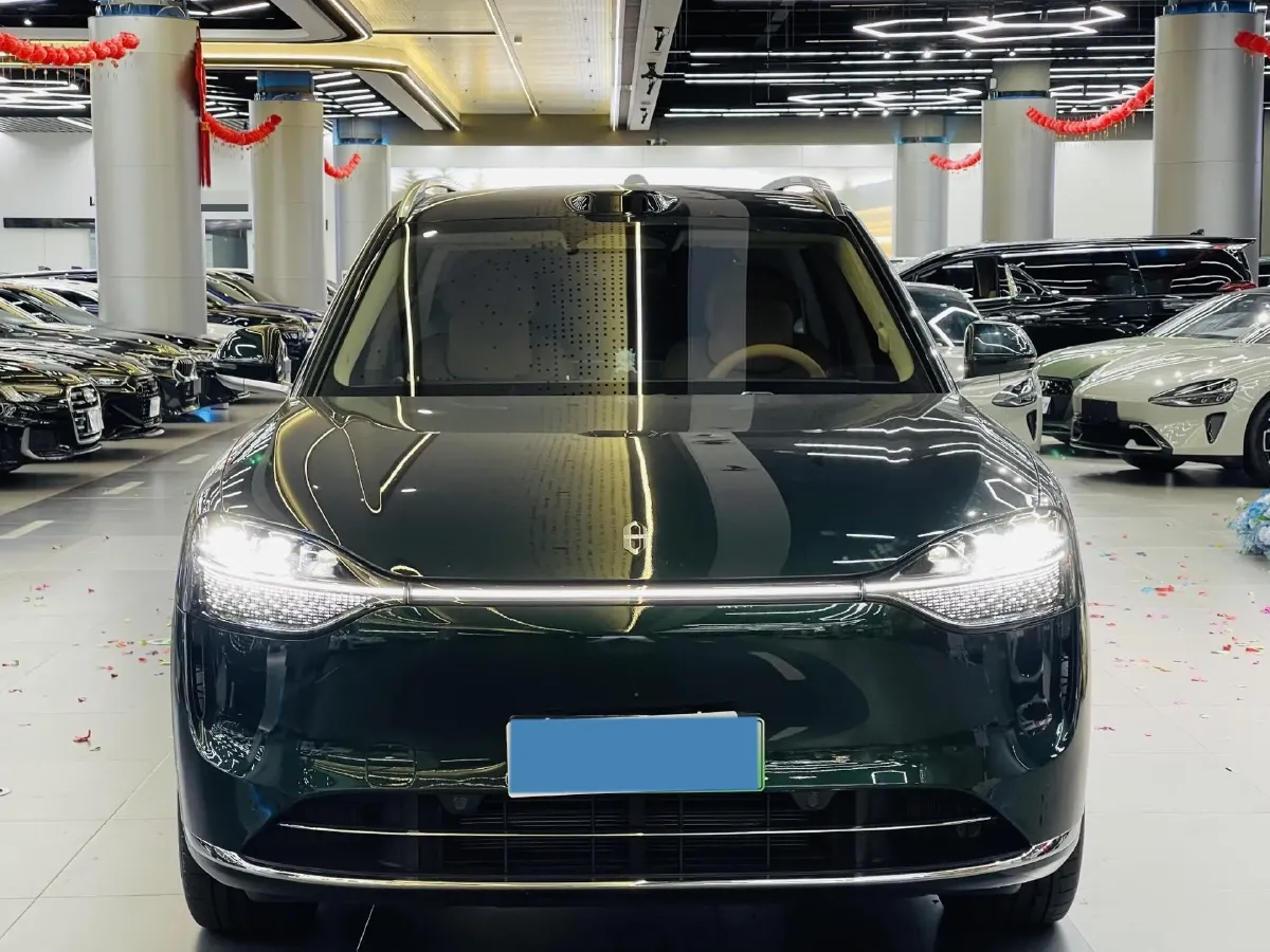 2025 AITO AITO M9 REEV 160HP REEV 52KWH,autocango,china used car exporter,china ev exporter,chinese used car exporter,chinese used ev exporter