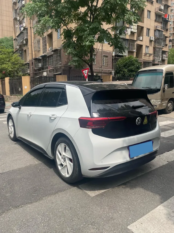 2025 Volkswagen ID.3 BEV 52.8KWH,autocango,china used car exporter,china ev exporter,chinese used car exporter,chinese used ev exporter