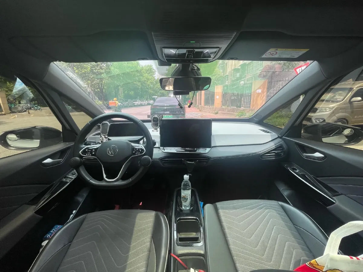 2025 Volkswagen ID.3 BEV 52.8KWH,autocango,china used car exporter,china ev exporter,chinese used car exporter,chinese used ev exporter