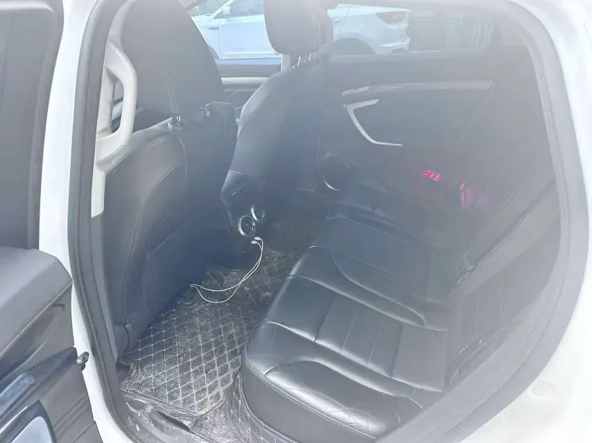 2017 WEY VV7 2.0T 234HP L4 7DCT,autocango,china used car exporter,china ev exporter,chinese used car exporter,chinese used ev exporter