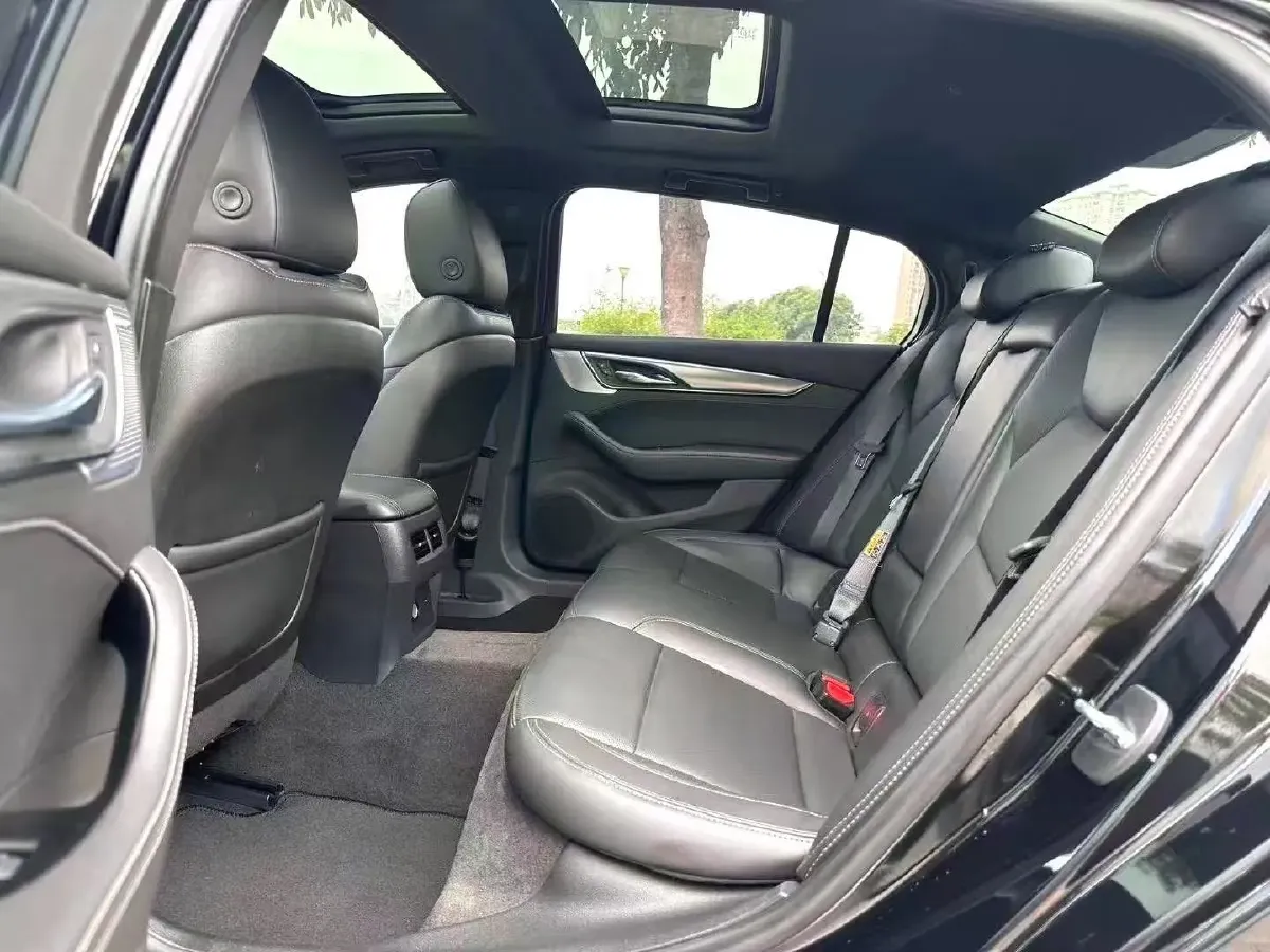 2021 Cadillac CT5 2.0T 237HP L4 10AT,autocango,china used car exporter,china ev exporter,chinese used car exporter,chinese used ev exporter