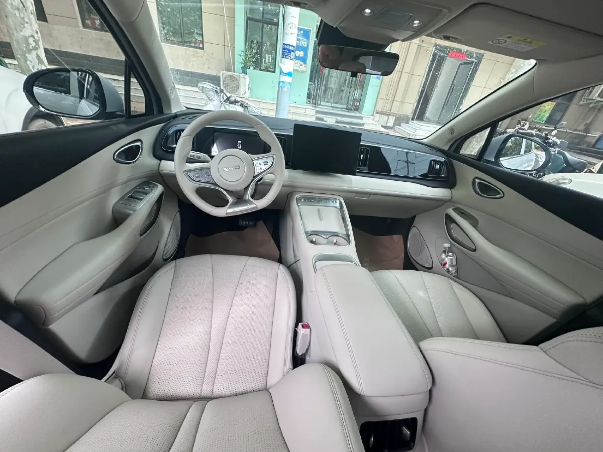 2026 Ruichi Auto RuiChi R5 BEV,autocango,china used car exporter,china ev exporter,chinese used car exporter,chinese used ev exporter