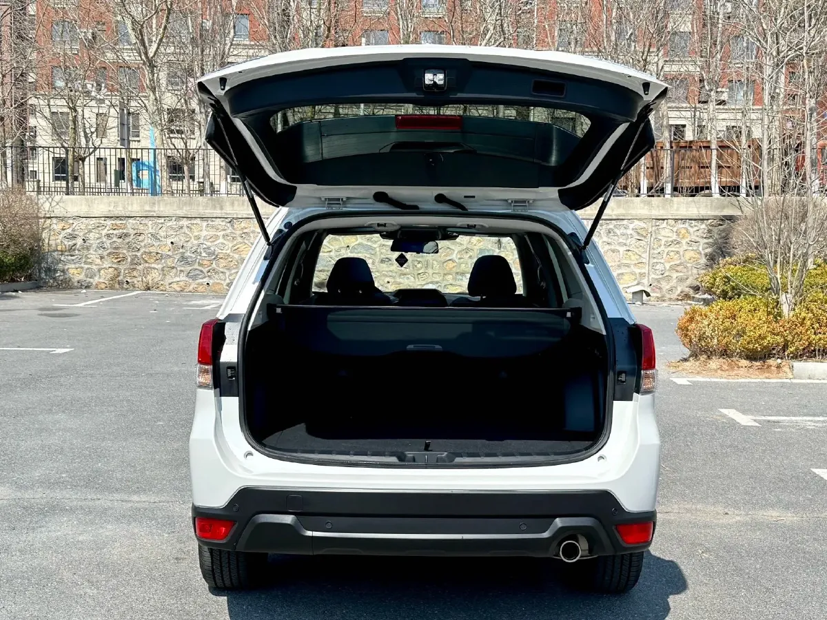 2022 Subaru Forester 2.0L 154HP H4 CVT,autocango,china used car exporter,china ev exporter,chinese used car exporter,chinese used ev exporter