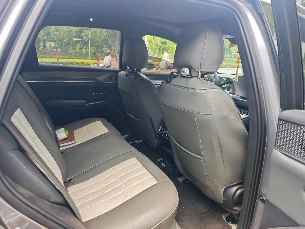 2025 BYD Song Pro 1.5L 101HP L4 E-CVT PHEV 12.9KWH,autocango,china used car exporter,china ev exporter,chinese used car exporter,chinese used ev exporter