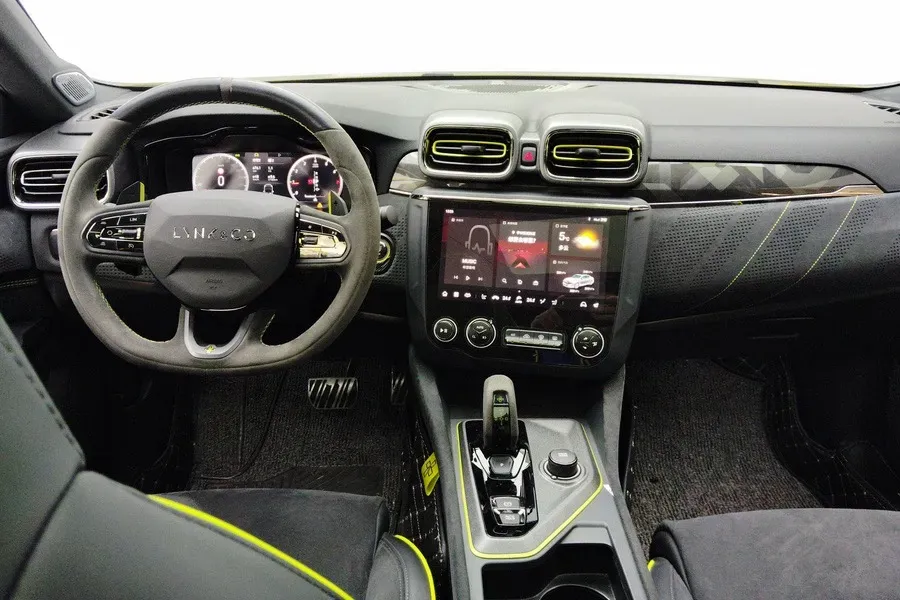 2022 LYNK&CO 03 2.0T 254HP L4 8AT,autocango,china used car exporter,china ev exporter,chinese used car exporter,chinese used ev exporter