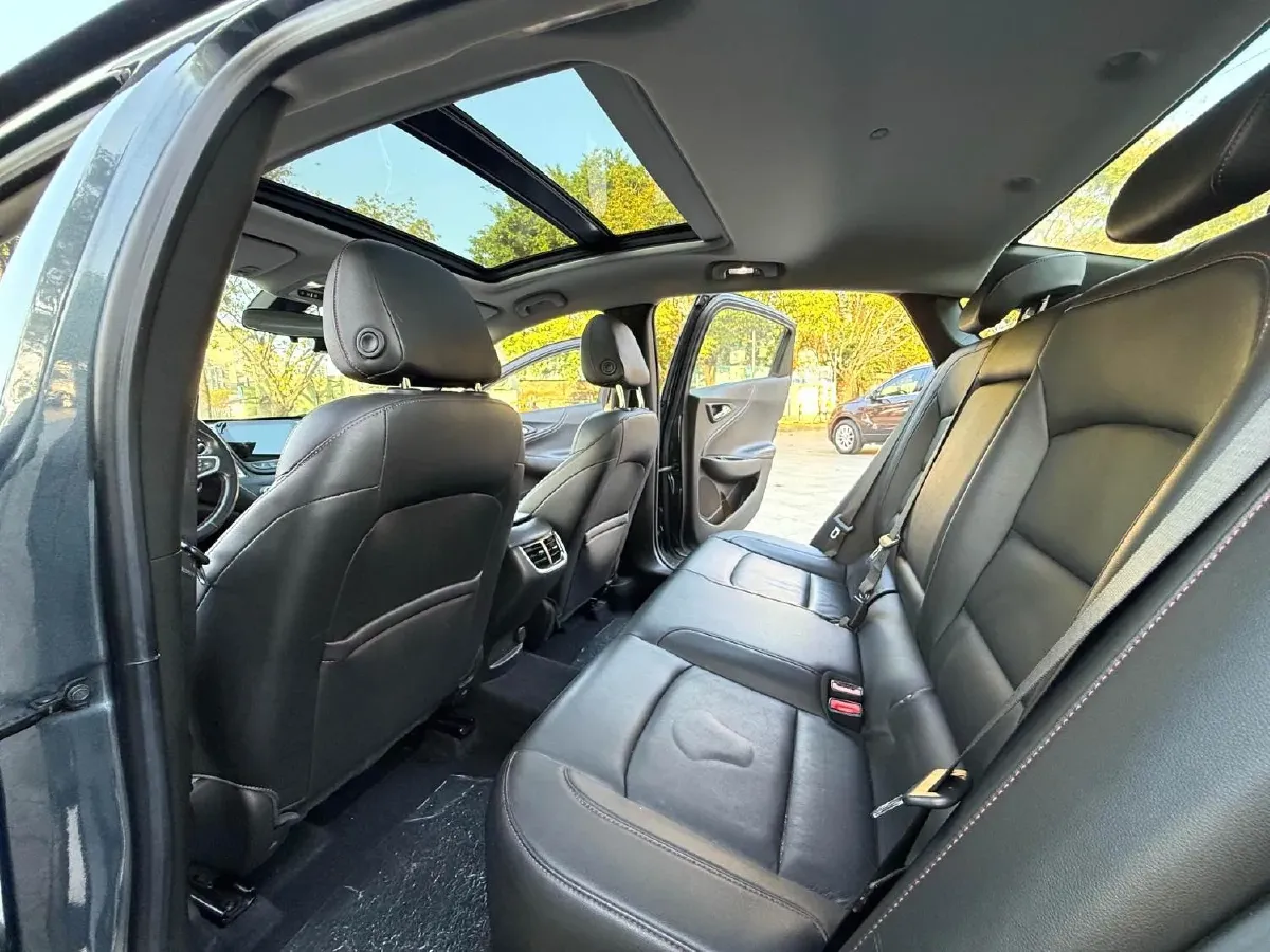 2019 Chevrolet Malibu XL 2.0T 241HP L4 9AT,autocango,china used car exporter,china ev exporter,chinese used car exporter,chinese used ev exporter