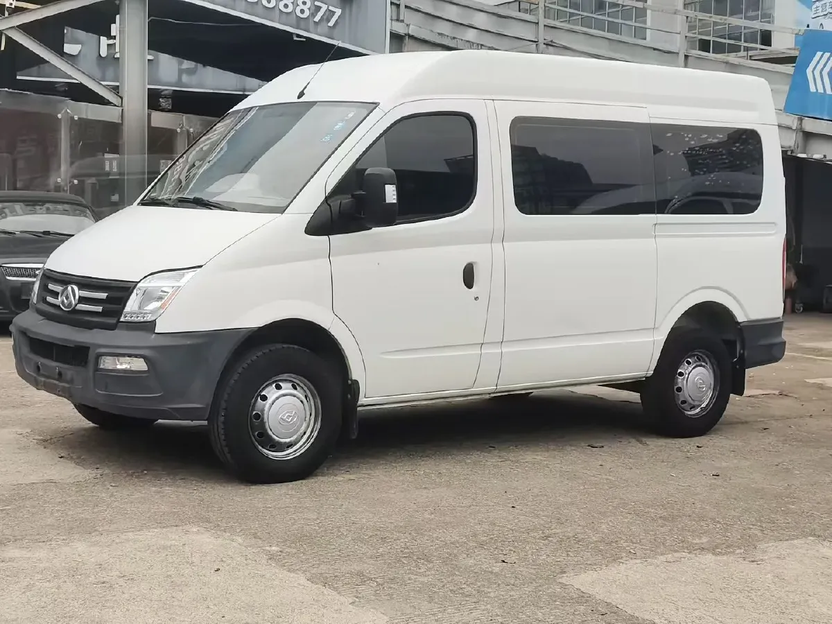 2018 MAXUS XinTu V80 2.5T 136HP L4 6MT,autocango,china used car exporter,china ev exporter,chinese used car exporter,chinese used ev exporter