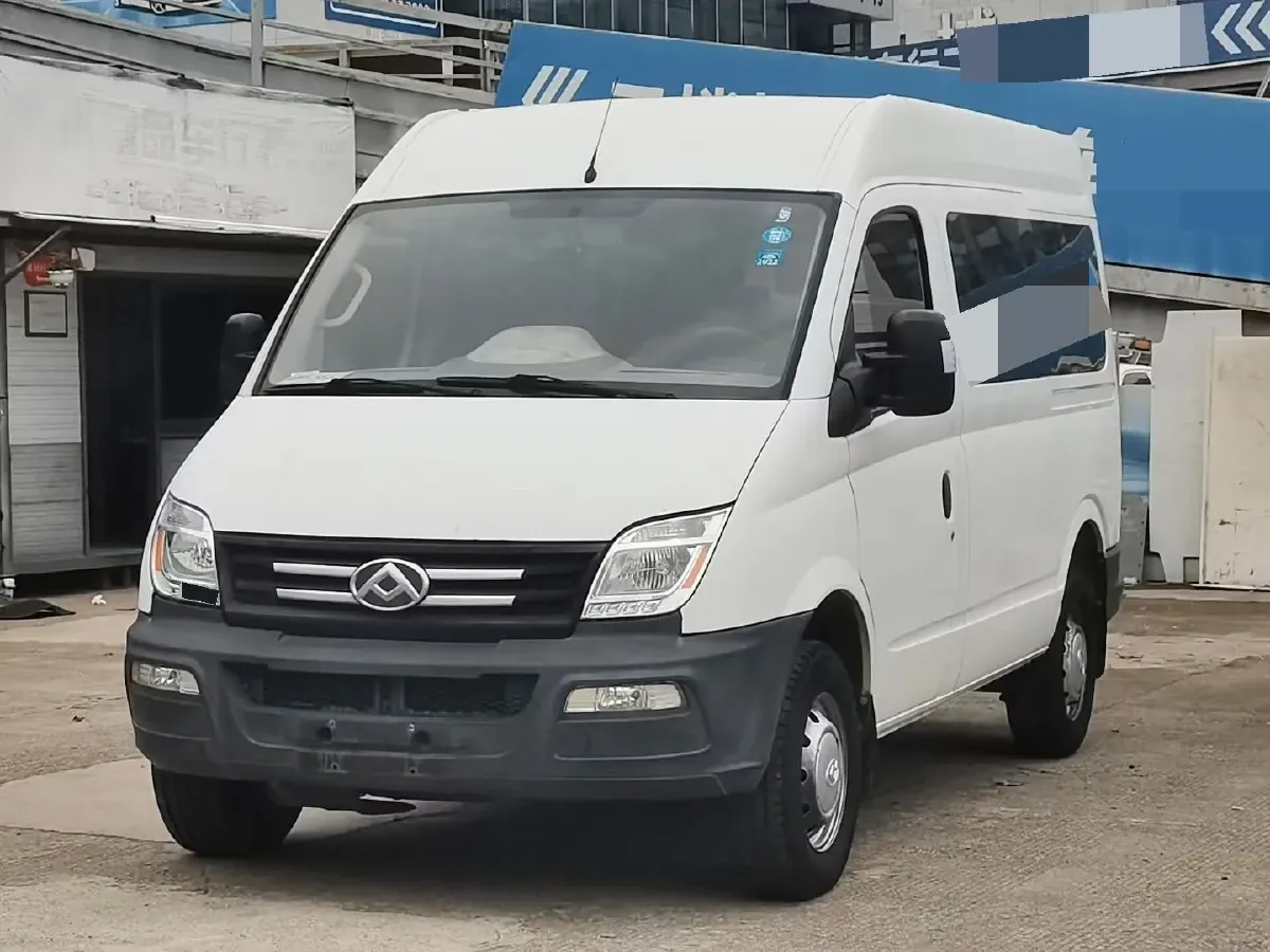 2018 MAXUS XinTu V80 2.5T 136HP L4 6MT,autocango,china used car exporter,china ev exporter,chinese used car exporter,chinese used ev exporter