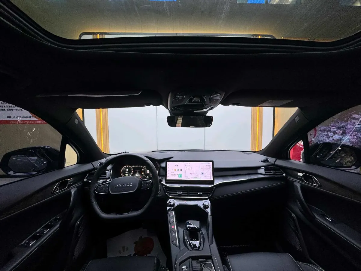2023 LYNK&CO 06 1.5T 181HP L4 7DCT,autocango,china used car exporter,china ev exporter,chinese used car exporter,chinese used ev exporter