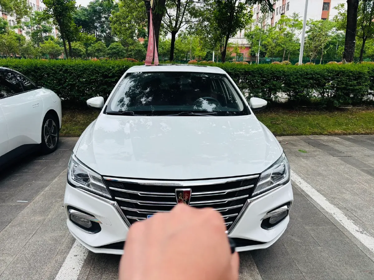 2019 Roewe i5 1.5L 120HP L4 CVT,autocango,china used car exporter,china ev exporter,chinese used car exporter,chinese used ev exporter
