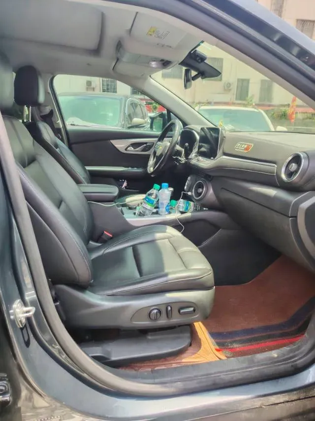 2020 Chevrolet Blazer 2.0T 237HP L4 9AT,autocango,china used car exporter,china ev exporter,chinese used car exporter,chinese used ev exporter