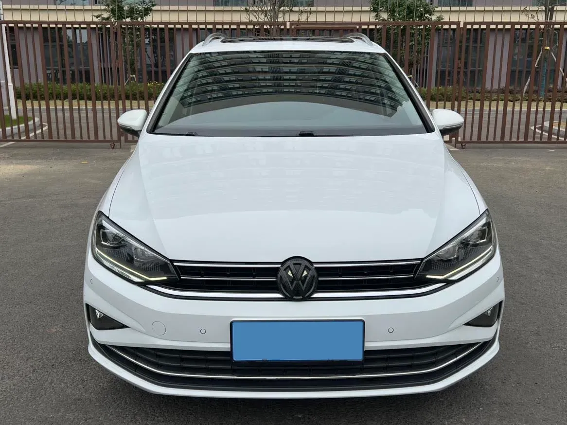 2020 Volkswagen Golf Sportsvan 1.4T 150HP L4 7DCT,autocango,china used car exporter,china ev exporter,chinese used car exporter,chinese used ev exporter