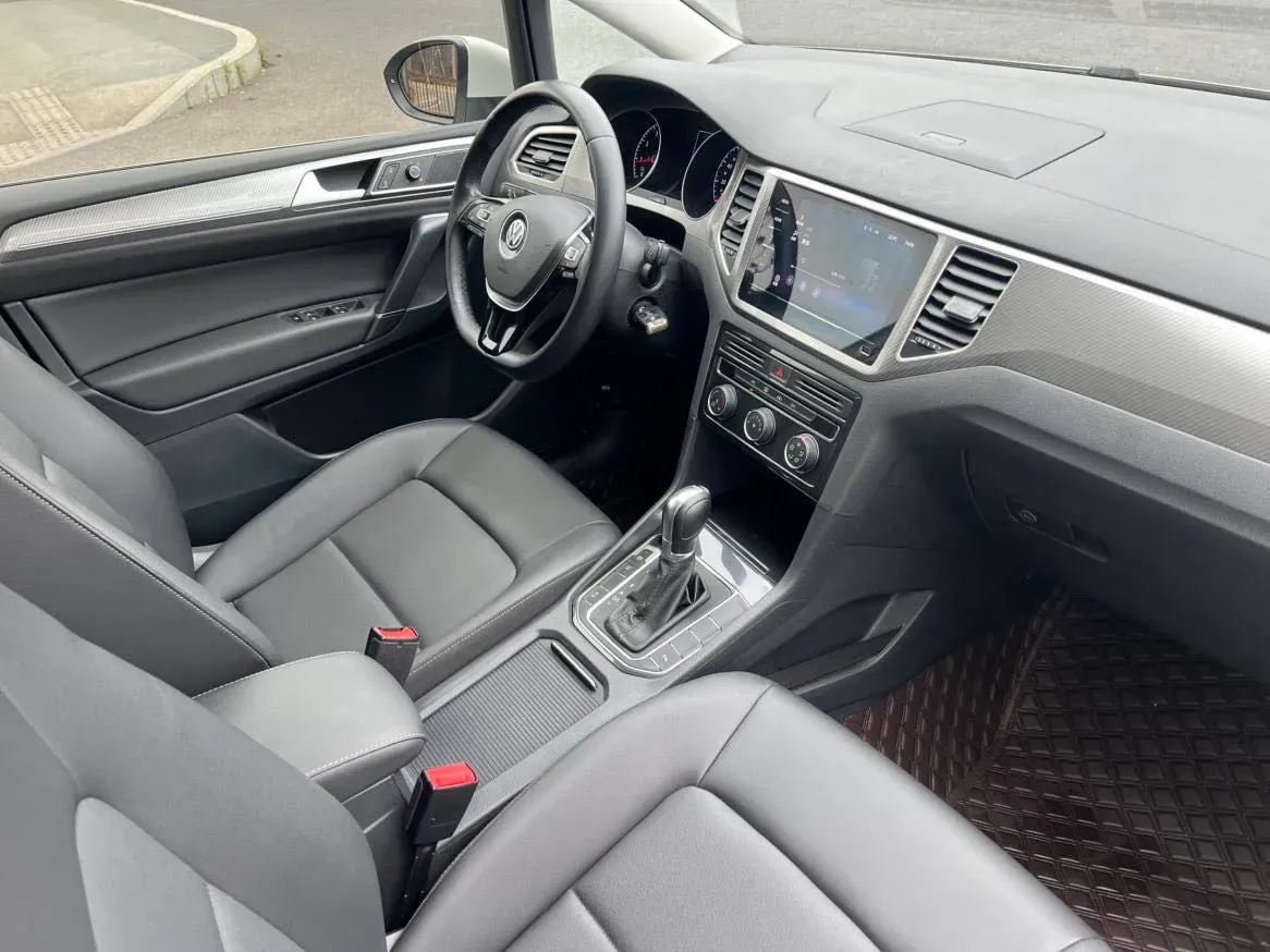 2020 Volkswagen Golf Sportsvan 1.4T 150HP L4 7DCT,autocango,china used car exporter,china ev exporter,chinese used car exporter,chinese used ev exporter