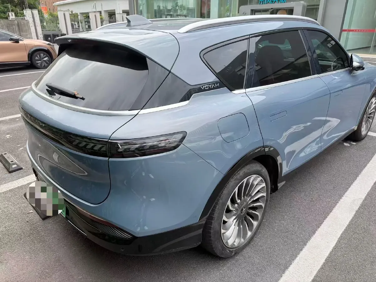 2021 Voyah FREE Range Extended 109HP REEV 33KWH,autocango,china used car exporter,china ev exporter,chinese used car exporter,chinese used ev exporter