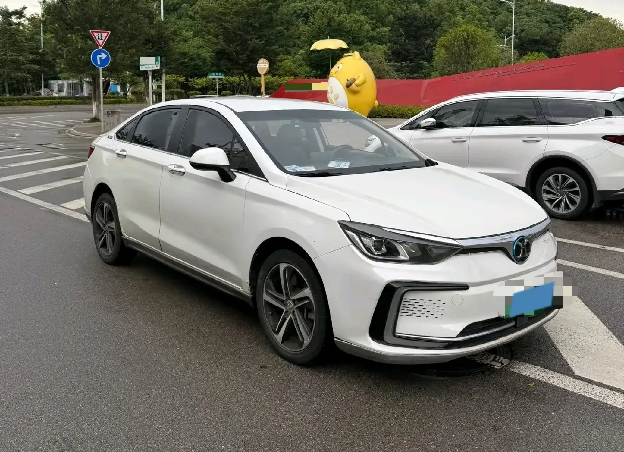 2018 BeiJing Auto EU5 BEV 53.66KWH,autocango,china used car exporter,china ev exporter,chinese used car exporter,chinese used ev exporter