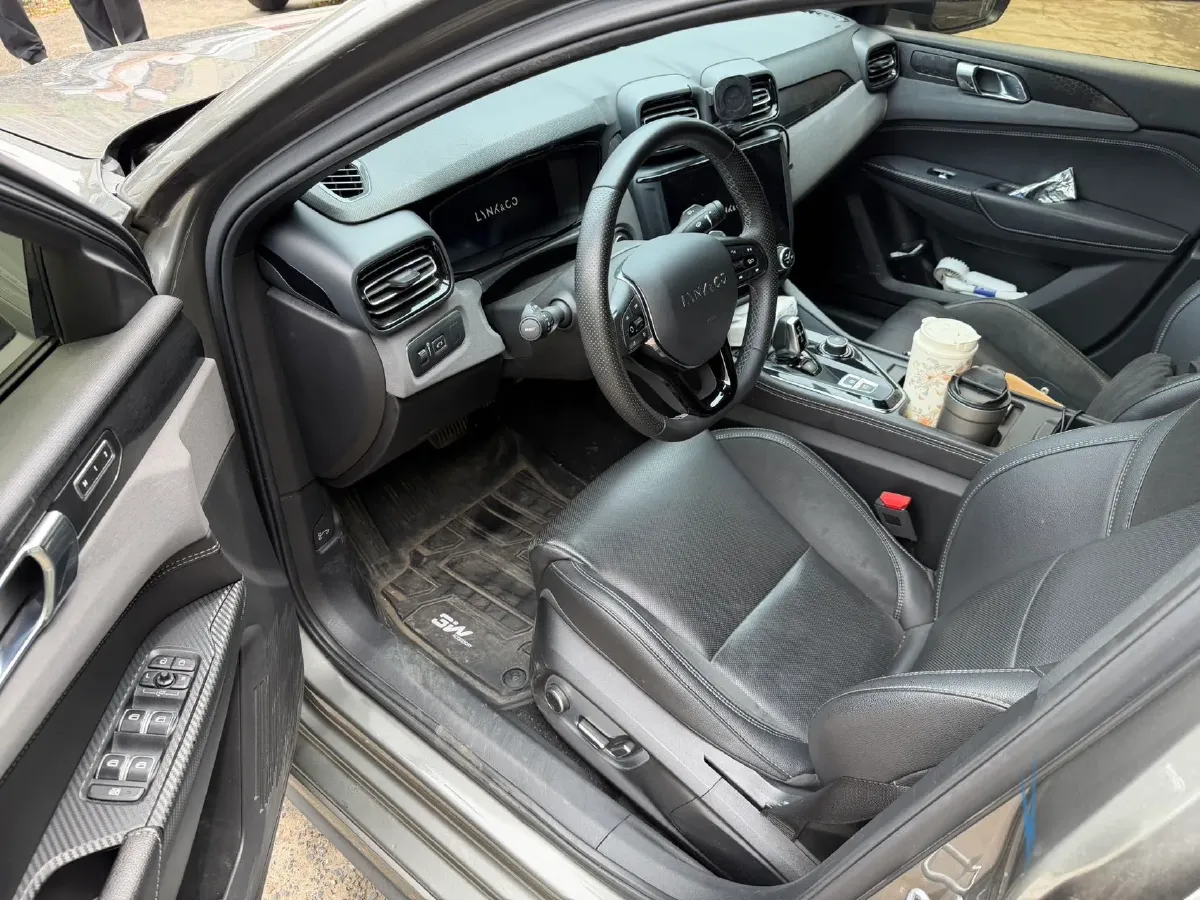 2021 LYNK&CO 03 2.0T 190HP L4 6AT,autocango,china used car exporter,china ev exporter,chinese used car exporter,chinese used ev exporter