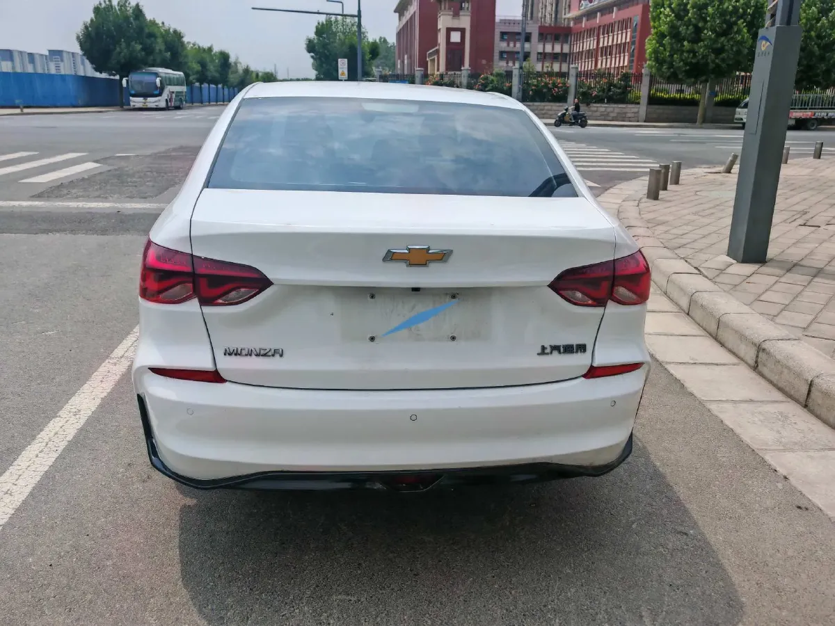 2023 Chevrolet Monza 1.5L 113HP L4 6DCT,autocango,china used car exporter,china ev exporter,chinese used car exporter,chinese used ev exporter