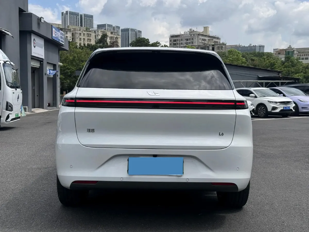 2024 Li L6 Range Extended 154HP L4 REEV 36.8KWH,autocango,china used car exporter,china ev exporter,chinese used car exporter,chinese used ev exporter