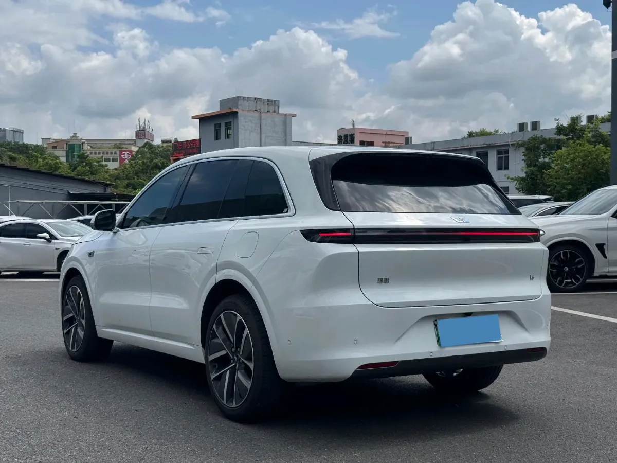 2024 Li L6 Range Extended 154HP L4 REEV 36.8KWH,autocango,china used car exporter,china ev exporter,chinese used car exporter,chinese used ev exporter