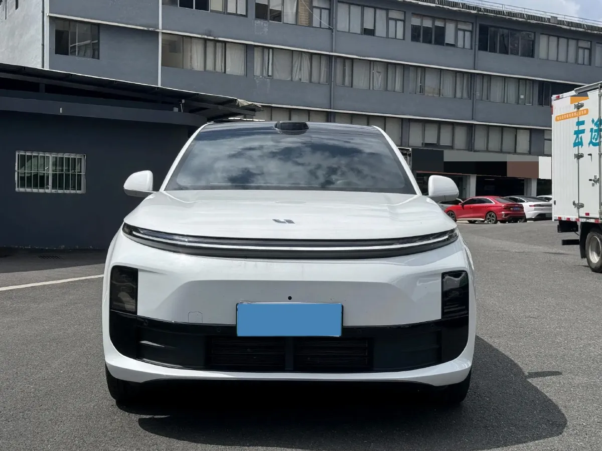 2024 Li L6 Range Extended 154HP L4 REEV 36.8KWH,autocango,china used car exporter,china ev exporter,chinese used car exporter,chinese used ev exporter