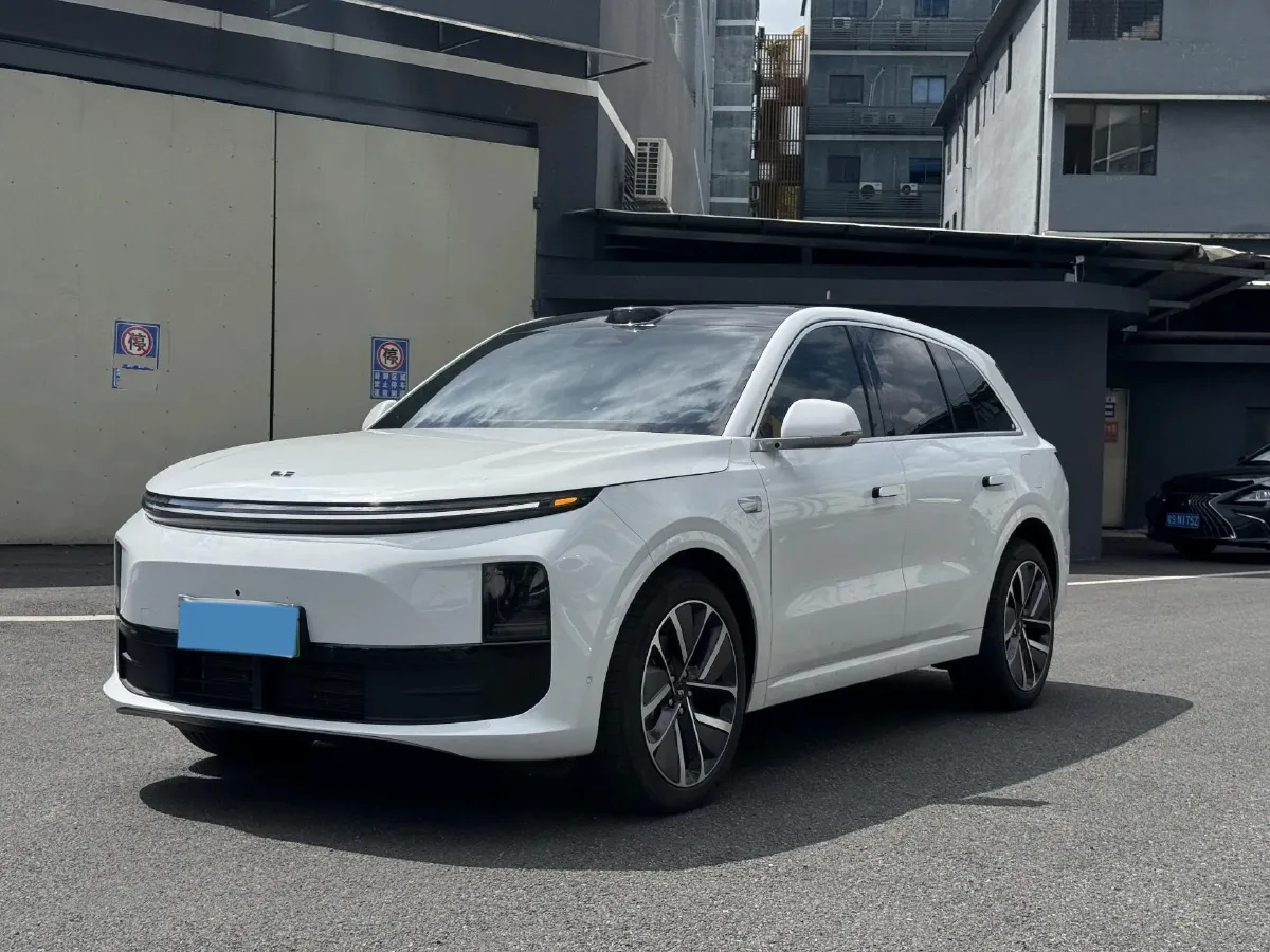 2024 Li L6 Range Extended 154HP L4 REEV 36.8KWH,autocango,china used car exporter,china ev exporter,chinese used car exporter,chinese used ev exporter
