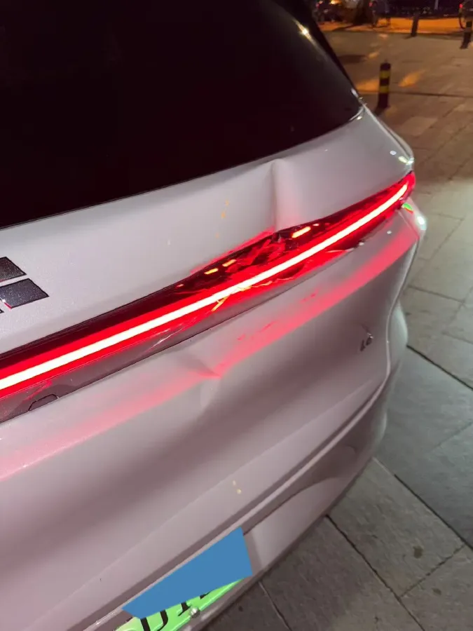 2024 Li L6 Range Extended 154HP L4 REEV 36.8KWH,autocango,china used car exporter,china ev exporter,chinese used car exporter,chinese used ev exporter