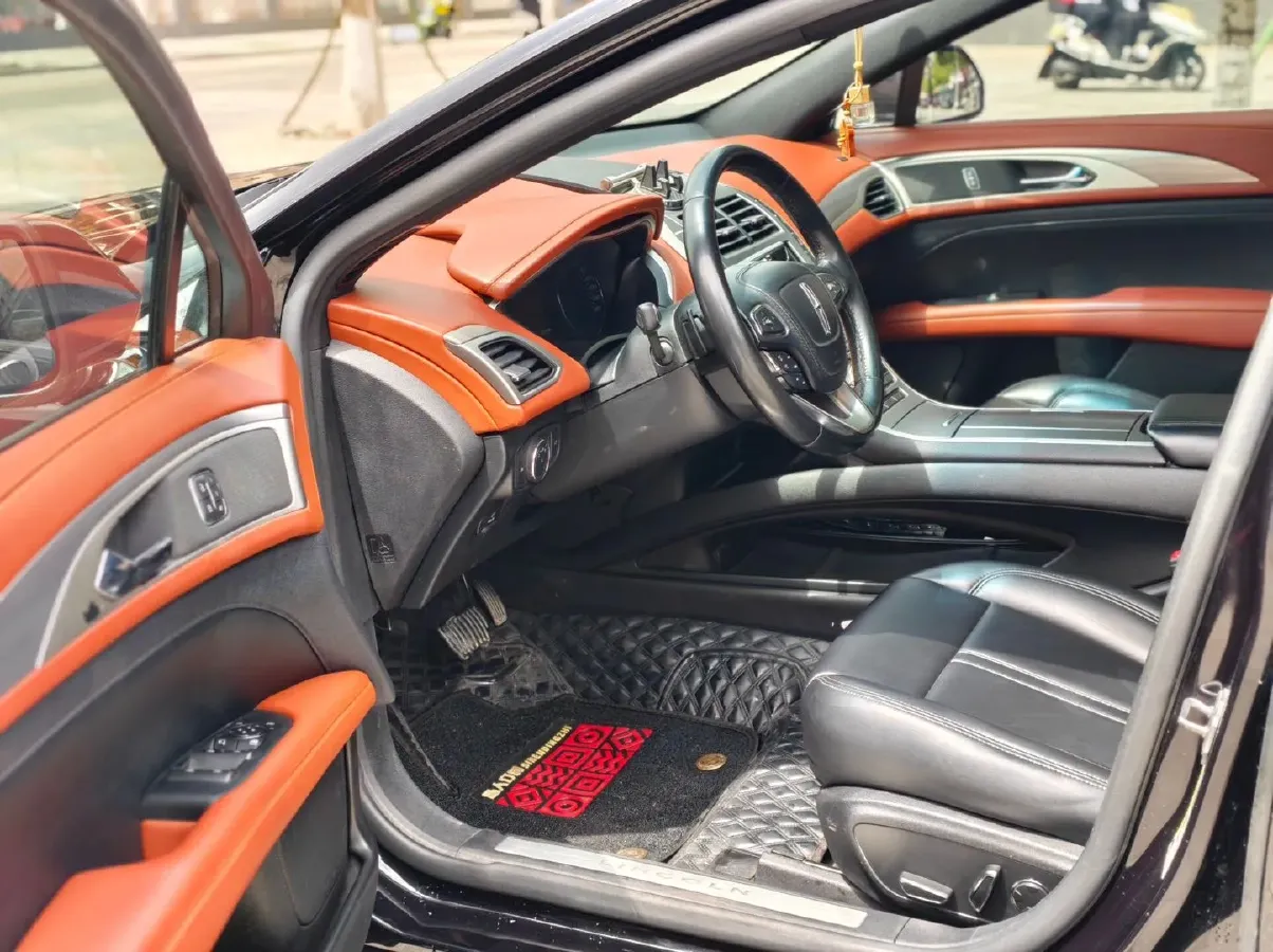 2020 Lincoln MKZ 2.0T 196HP L4 6AT,autocango,china used car exporter,china ev exporter,chinese used car exporter,chinese used ev exporter
