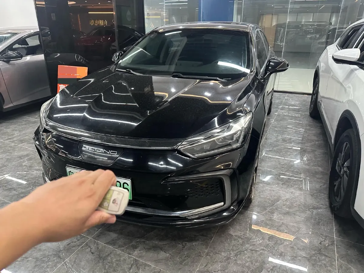 2019 BeiJing Auto EU7 BEV 60.225KWH,autocango,china used car exporter,china ev exporter,chinese used car exporter,chinese used ev exporter