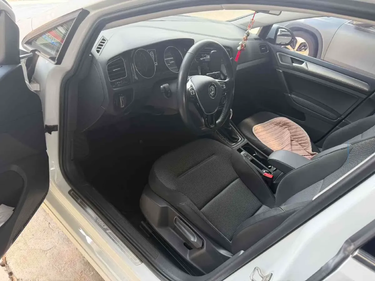 2020 Volkswagen Golf 1.4T 150HP L4 7DCT,autocango,china used car exporter,china ev exporter,chinese used car exporter,chinese used ev exporter