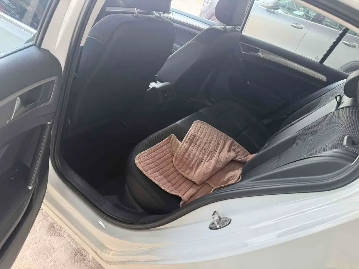 2020 Volkswagen Golf 1.4T 150HP L4 7DCT,autocango,china used car exporter,china ev exporter,chinese used car exporter,chinese used ev exporter